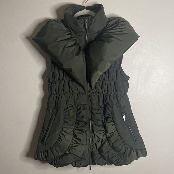 Ciao Milano Jackets & Blazers - CIAO Milano Christina Puffer Vest, Olive Gree - Size L